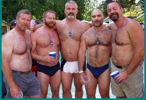 would it be wrong to dip me in honey and throw me at these bears???? FUCK ME!