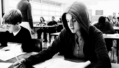 littlealiensuicidal:  ODIO LA ESCUELA !!!!!!