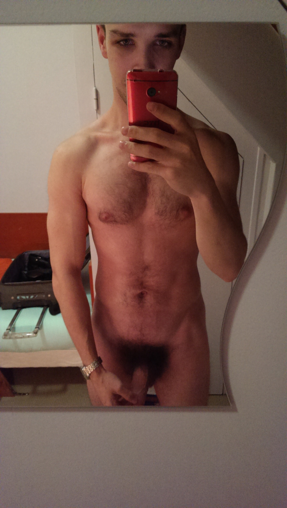 nakedguyselfies:  Check out &amp; follow my blog by Clicking here! Free Hard