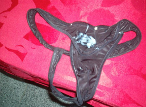 The worldwide largest manthong-pictures collection