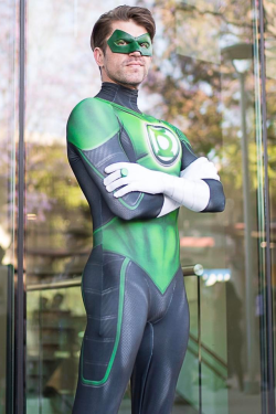 gaynerds:Green Lantern Cosplay by @superxluigi