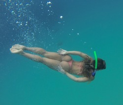 greatestassesever:  Scuba Diving Bubble Butt