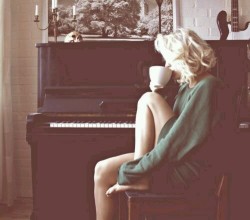 Lisakitty:  Monday Morning  