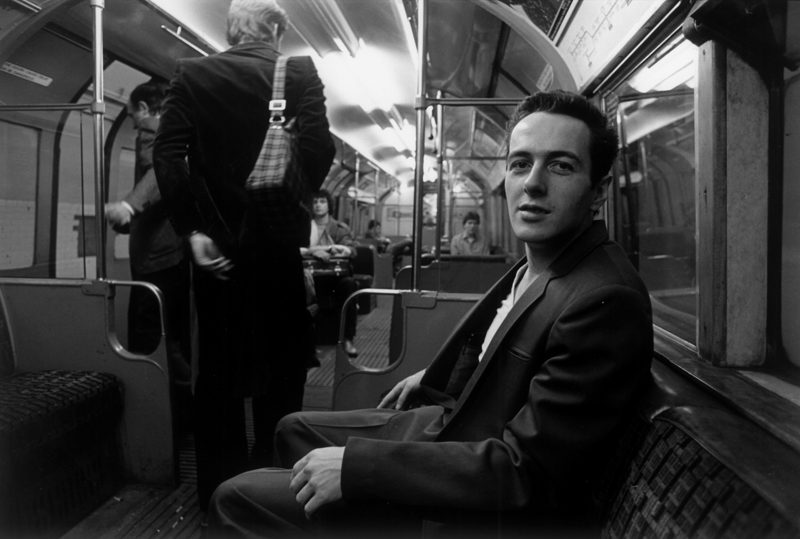 the-old-man-down-the-road:  “In 1981 I happened to see Joe Strummer – he was