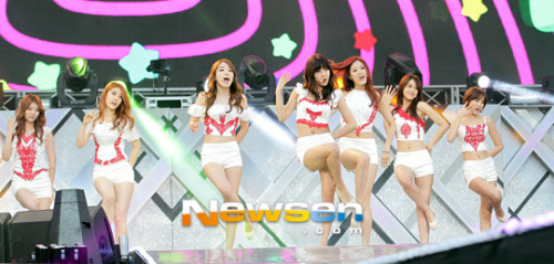 05/11 Rainbow @ 2013 Dream Concert set 10