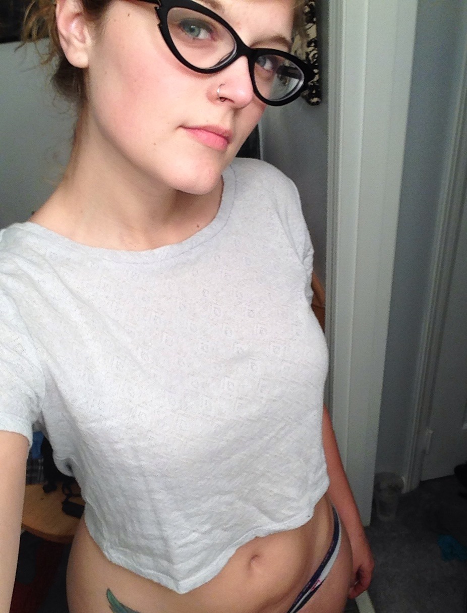 http://www.tumblr.com/blog/lovebuttandstuff      imlikethesea:  NSFW personal.  I