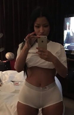 sexywomen2k16:  Nicki Minaj