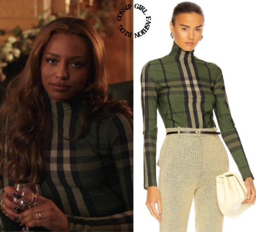  Who: Savannah Lee Smith as Monet de HaanWhat: Burberry Emery Check Top - Sold OutWhere: 1x12 “Gossi