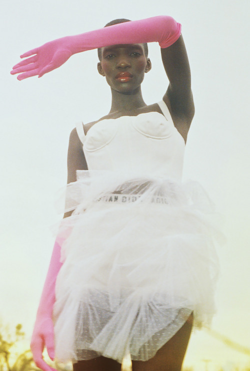 femmequeens:Achok Majak photographed Petra Collins, CR Fashion Book Issue 10