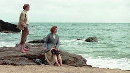 takeyourdamngrapes:Dear Meg, all over. Wish I’d never written. Tell no one.Howards End (1992, 