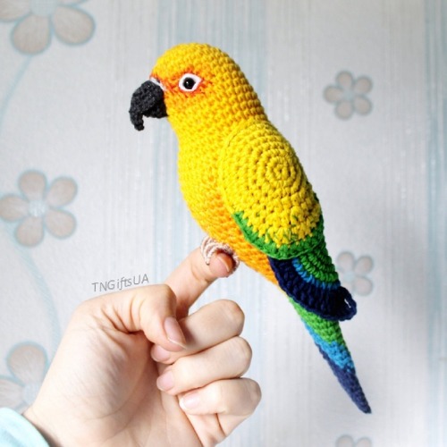 sosuperawesome:Crochet Birds / DIY PatternsTanya Zhylyayeva on EtsySee our #Etsy or #DIY tags