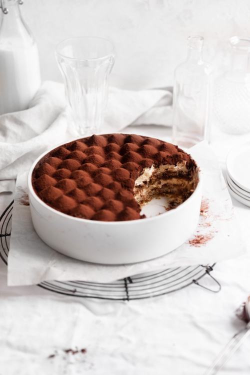 sweetoothgirl:  classic tiramisu  