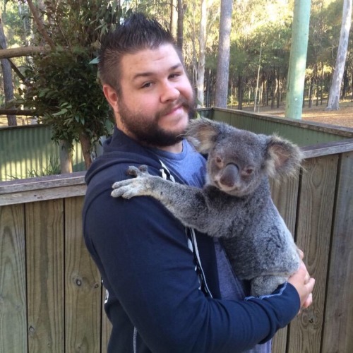 unstablexbalor: Zoo Enthusiast Kevin Owens