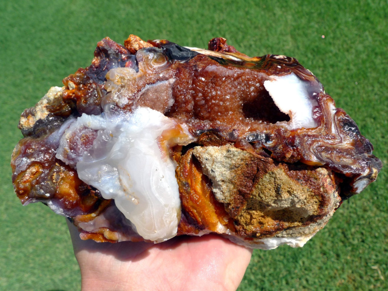 mineralists:  Fire AgateSources: https://www.etsy.com/shop/49erMinerals, https://www.etsy.com/shop/ArizonaFireAgate, https://www.etsy.com/shop/Kyanitecluster, https://www.etsy.com/shop/PlanetOpal, http://www.ebay.com/usr/ming*j