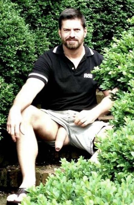 smileyouroncamerablog:  Boardies /Shorts