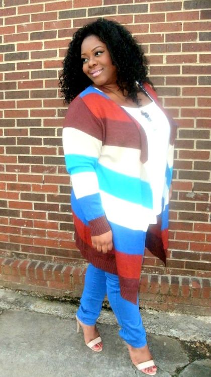 bigbeautifulblackgirls:  Lakeisha, 26, Charlotte, NC www.bigbonedstyle.blogspot.com Sweater/ DOTS, Shirt/ Forever 21, Pants/ Its Fashion, Shoes/ zooshoo.com, Necklace/ Gifted