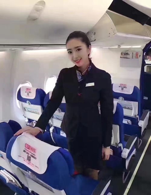 waiweidingzhi: 深圳真实空姐22岁，网红脸，皮肤白皙，身材好，净高168C！接待微信(WeChat)：yue325828 东航