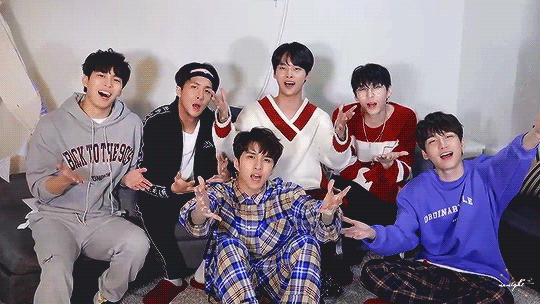 #Happy_VIXXmas 🎄