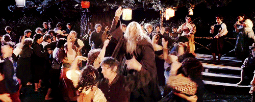 theheirsofdurin:  Ain’t no party like the Shire party 
