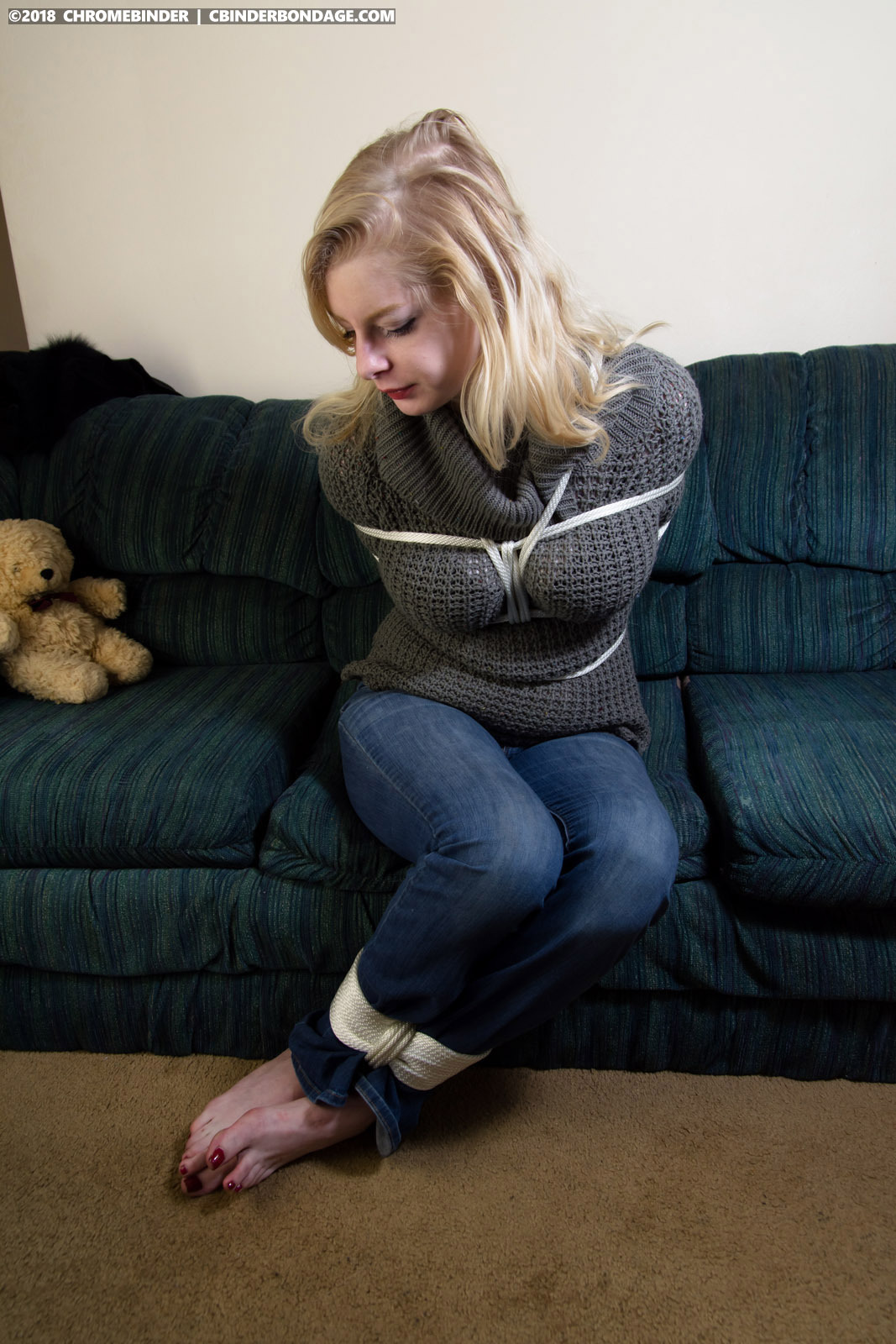 zippo077:  As Anna struggled to get loose, she had to admit she was quite impressed