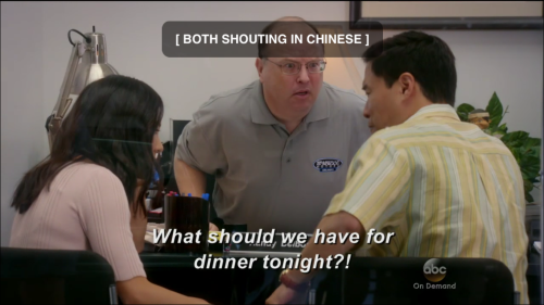 softpunkbucky:artsypaige:Chinese People : 1 White People : 0 #this is a legitimate tactic and i dont
