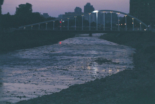 sicsen:  Glow Blog