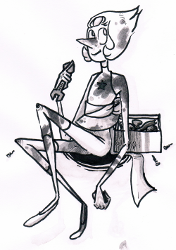 askthecrystalgempearl:  ((Inktober day #3, drew some Pearl inspired by the newest episode!))