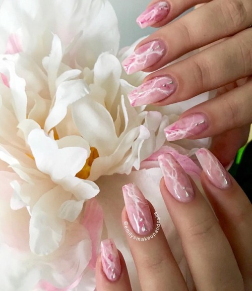 Pink marble and peonies . . . . #nails #nailart #nailartist #nailtech #naildesign #naillife #nailso