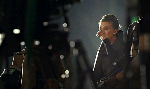 annelisters:CARRIE FISHER behind the scenes of the STAR WARS SEQUEL TRILOGY