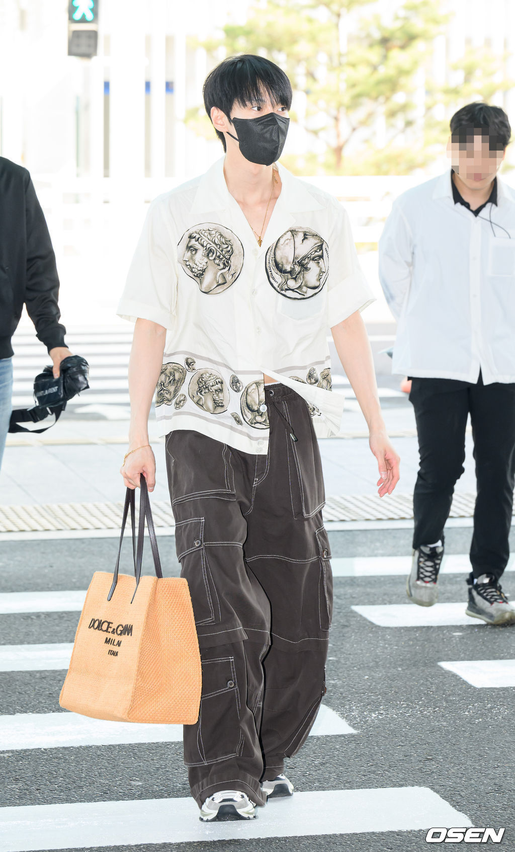 Check Out BTS Suga's Cool Street-style Airport Outfit