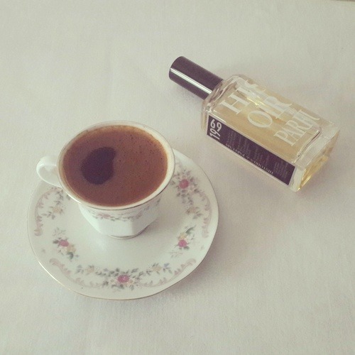, Bir kahve molası