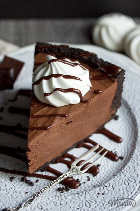 fullcravings:

No Bake Chocolate Cheesecake Recipe 