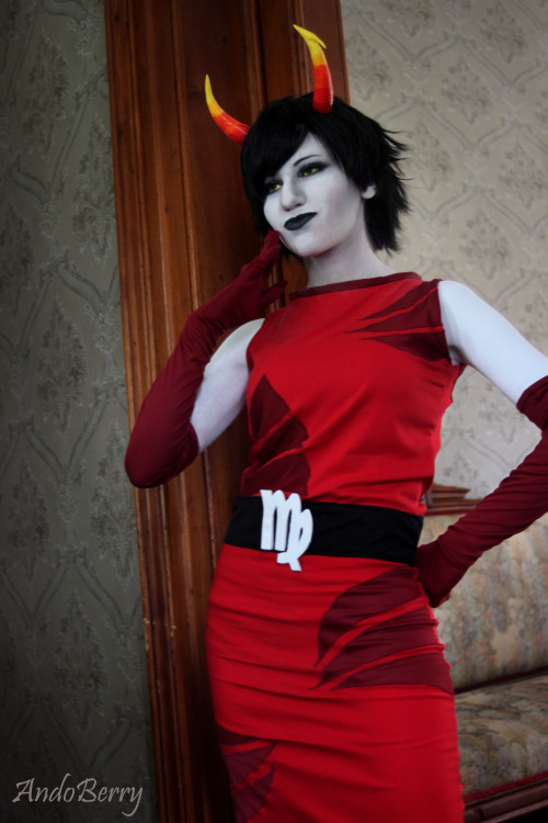 andoberry:
“artsy-potato:
“ andoberry:
“ I love the way this picture shows off my costume! And my sassy face haha!
—-
Cosplayer & Edit: andoberry (fb, dA, cospix)
Photographer: Either fudge-yeah-america or masserect3 (dA)
”
I THOUGHT YOU WERE A SIM...