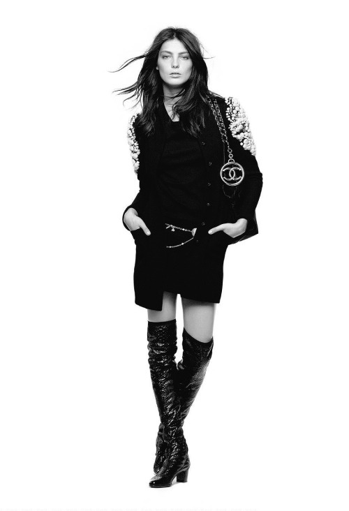 lelaid: Daria Werbowy by Karl Lagerfeld for Chanel, Fall/Winter 2006