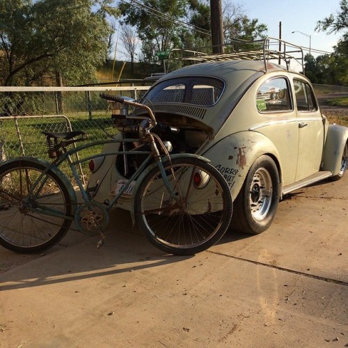 aircooledappreciation: Picked this up today for @lipsticknwrenches #hawthorn #bike #bicycle #vintage