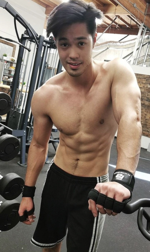 :Ross Butler