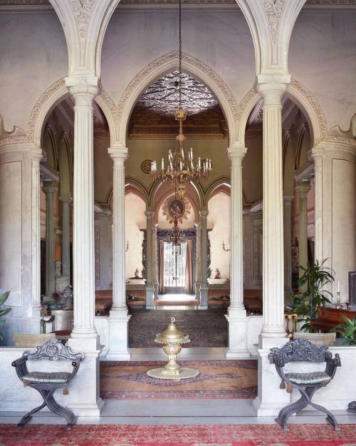 (via Grand entrance hall with eclectic decor in Sursock House, originally built in 1860, Rue Sursock