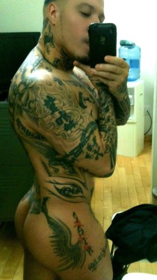 bilatinfever:  Showing Ricaromeo some love   Woah he tatted sexy and packing