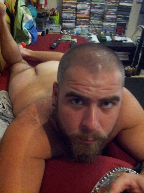 bearsnkitties:  Nalgas 