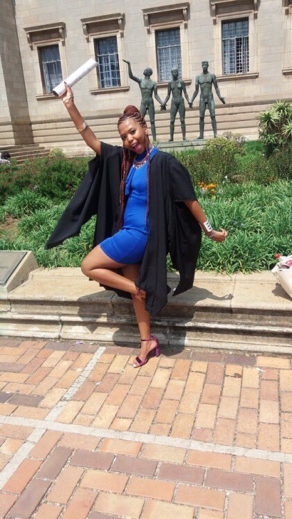 sephezade:  cartnsncreal:  black girls getting their degrees is my aesthetic 👏🏾🎓👑  We are Magic!    Congratulations Ladies!!! 