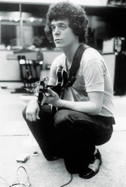 soundsof71:  Lou Reed. Nice shoes, man. 