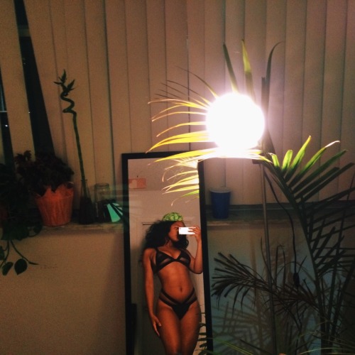 sorrychangedmyurlagain: youngblackandvegan: thotfulshawty: my swim suit came glory Where is everyone