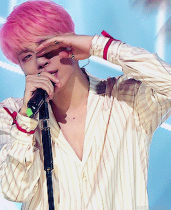 fivegems: 160529 // Jonghyun - White T-shirt @ Inkigayo