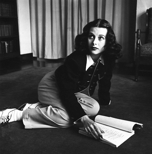 lanaturner:Hedy Lamarr studying her lines at home, c late 1930’s.