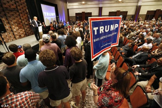 bana05:  kristenwiiggle:  applepiewithextrafreedom:  take a moment to revel in the fact that trump threw a hissy fit because a buzzfeed reporter had the gall to take pictures of all the empty seats at one of his rallies. this is the photos trump wanted