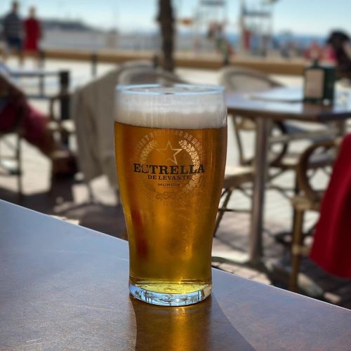 Perked up enough to enjoy a pint of #Estrella in the sun ☀️ #Benidorm (at Benidorm, Spain)
https://www.instagram.com/p/B83ztEul2qY/?igshid=rxeuj1nrcjn1