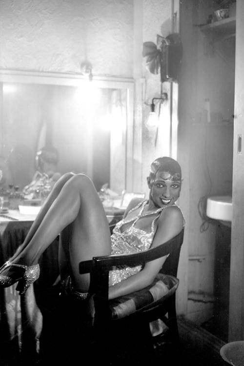 Josephine Baker In Her Dressing Room At The Casino De Paris In Paris, 1931.
