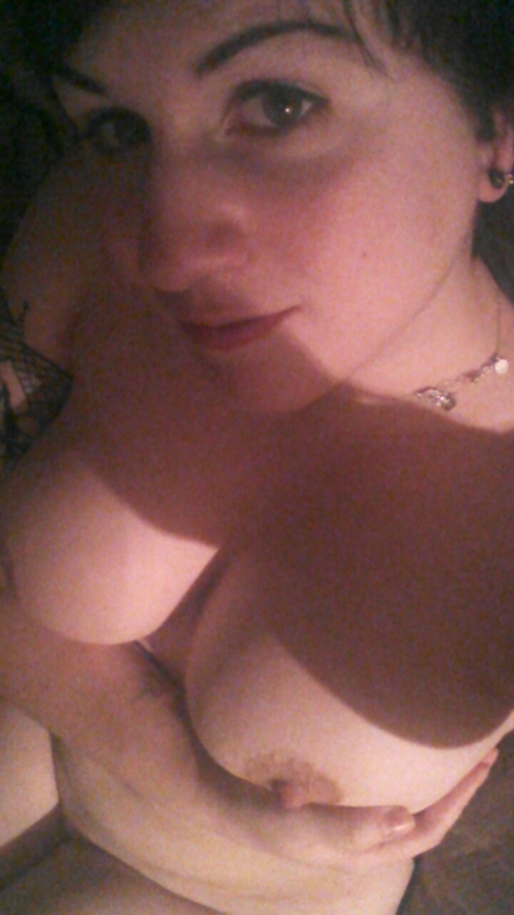 myhotsluts:  Another picture from earlier today. [F] this time less clothes!