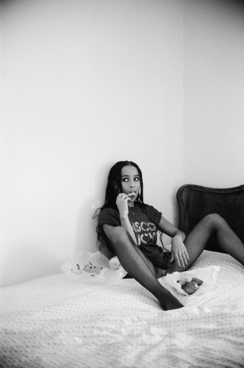 fuckyeahlolawolf:  Zoë Kravitz for Wonderland Magazine (October’s Birthday Issue - 2015):   Photography by Marlene Marino, styled by Lauren Blane, hair by Nikki Nelms, make-up by Renee Garnes and words by Harriet Charity Verney.    