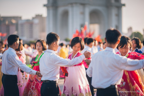 dprkorea:  Mass Dancing in North Korea by reubenteo